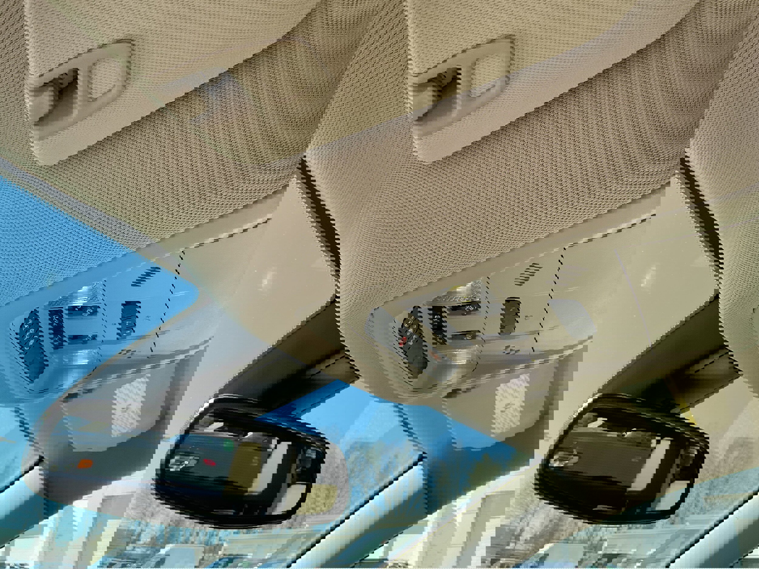 Used 2018 GMC Acadia Denali w/ Technology Package image 8