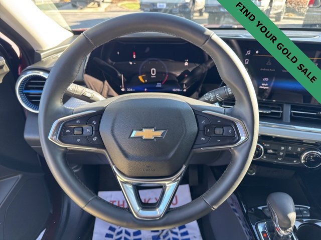 Certified 2025 Chevrolet Trax LT w/ LT Convenience Package image 14