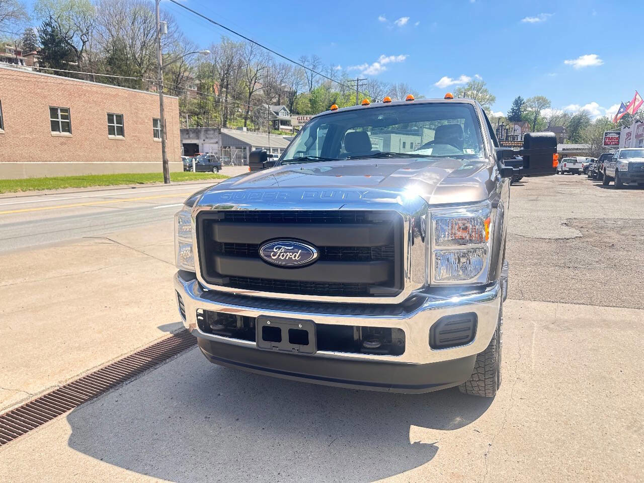 Used 2016 Ford F250 XL w/ XL Appearance Package image 2