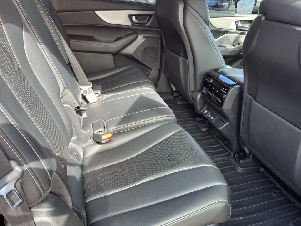 Used 2023 Acura MDX SH-AWD w/ Technology Package image 22