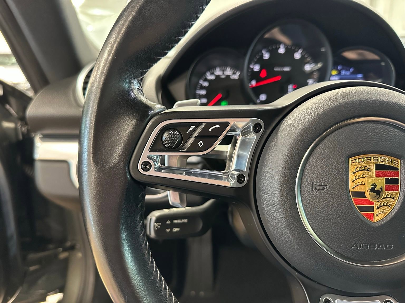 Used 2021 Porsche 718 Cayman image 16