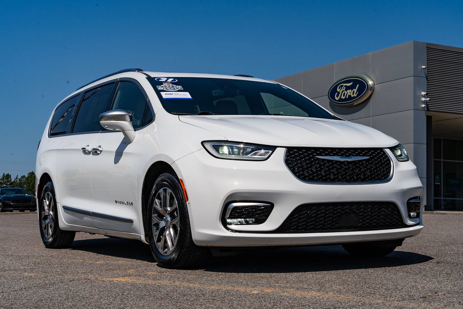 Used 2021 Chrysler Pacifica Pinnacle