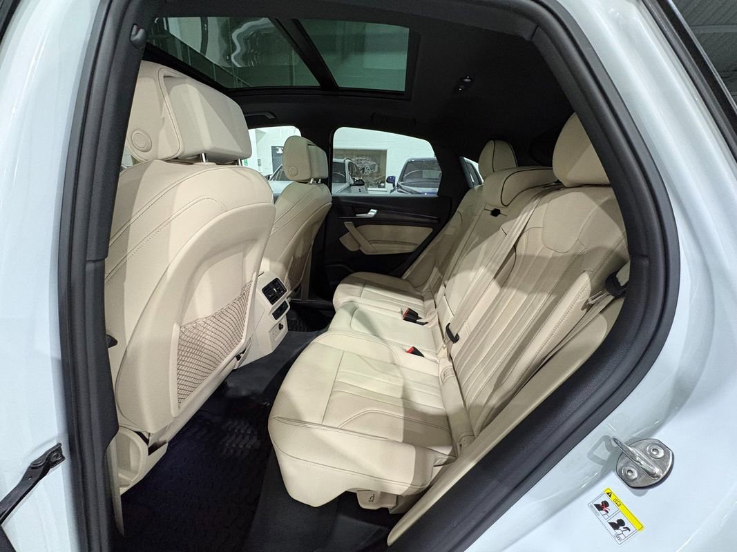 Used 2025 Audi Q5 2.0T Premium Plus w/ Premium Plus Package image 43