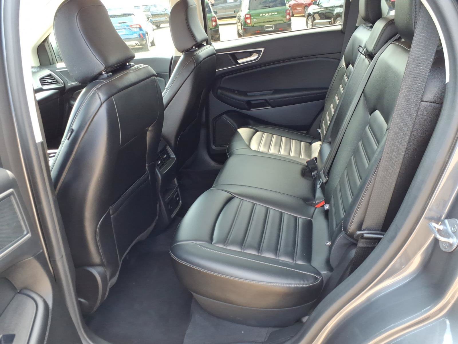 Certified 2024 Ford Edge SEL w/ Convenience Package AWD/4WD image 13