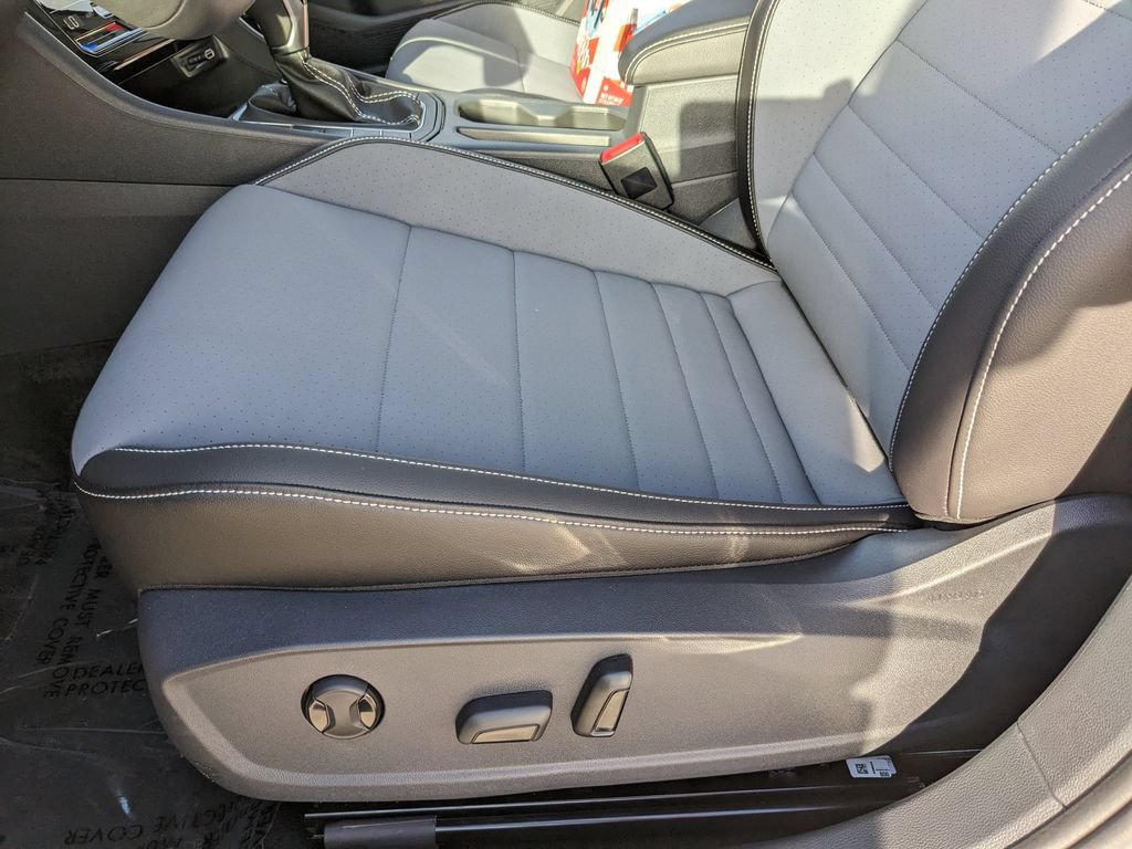 New 2026 Volkswagen Jetta SE FWD image 15