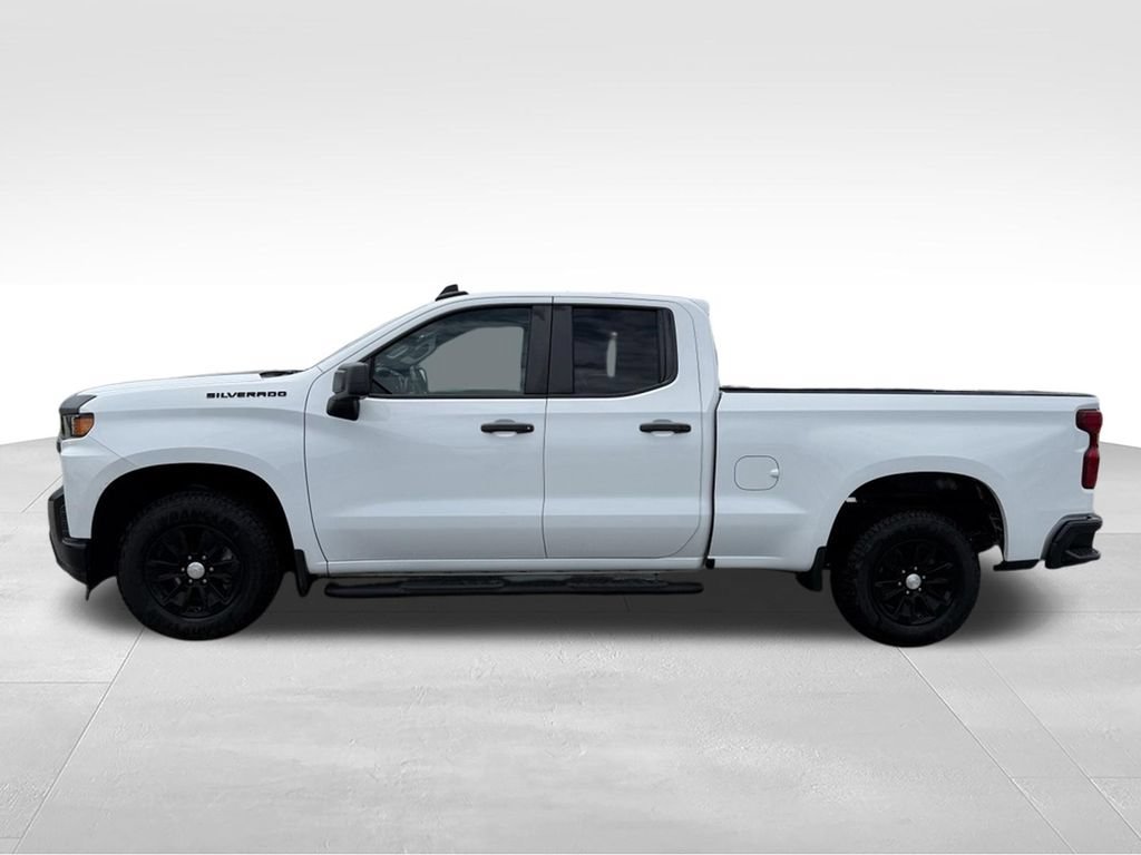 Used 2020 Chevrolet Silverado 1500 W/T w/ WT Convenience Package RWD image 2