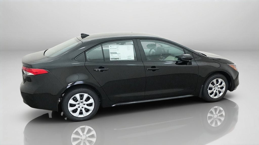 New 2027 Toyota Corolla LE FWD image 10