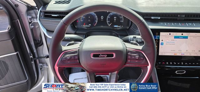 New 2026 Jeep Grand Cherokee Limited w/ Limited Altitude Package AWD/4WD image 18