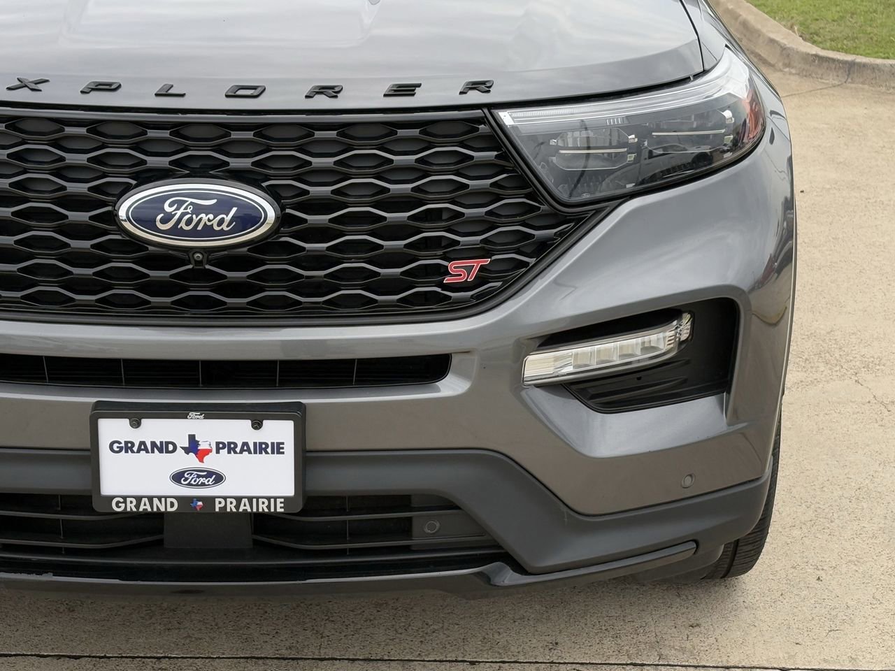 Used 2022 Ford Explorer ST w/ Equipment Group 401A image 10