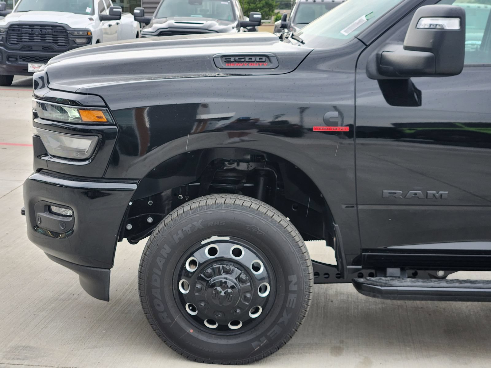 New 2026 RAM 3500 Lone Star AWD/4WD image 11