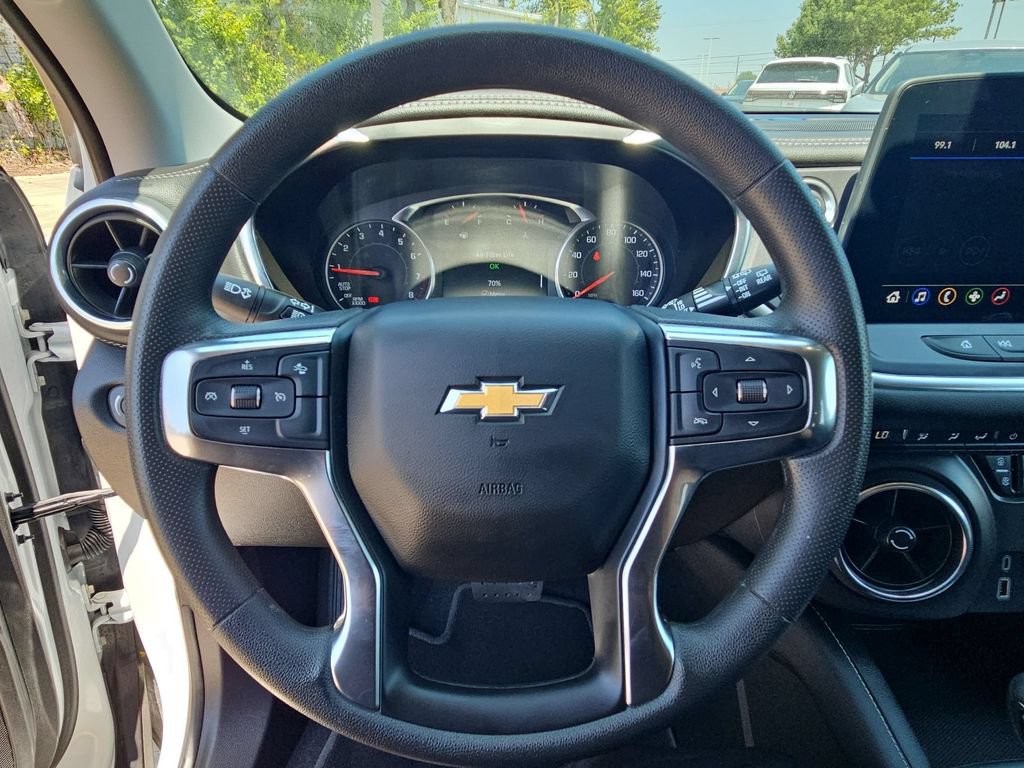 Used 2025 Chevrolet Blazer LT AWD/4WD image 23