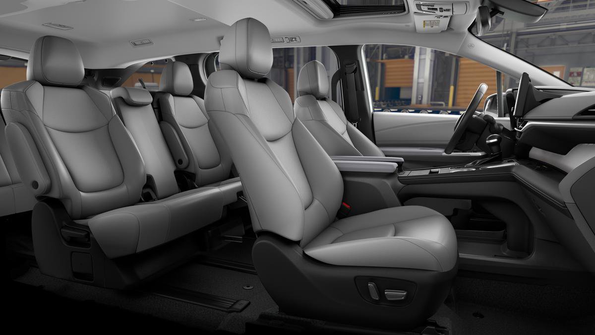New 2026 Toyota Sienna XLE image 20