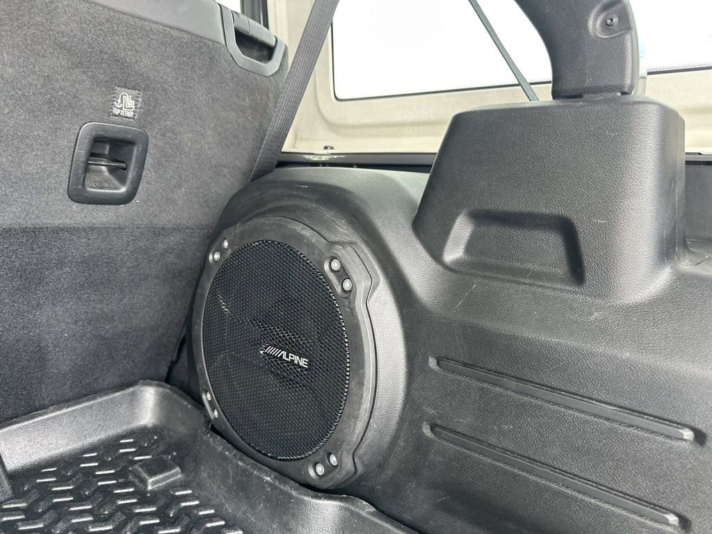 Used 2020 Jeep Wrangler Unlimited Rubicon w/ Dual Top Group image 11