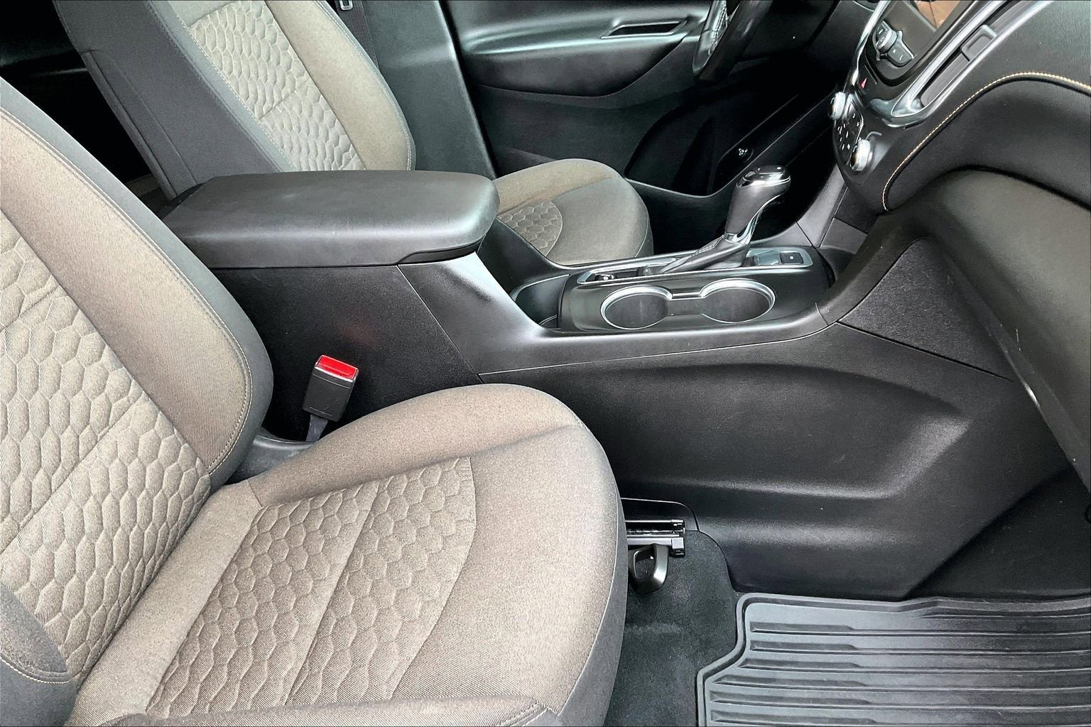 Used 2019 Chevrolet Equinox LT image 21