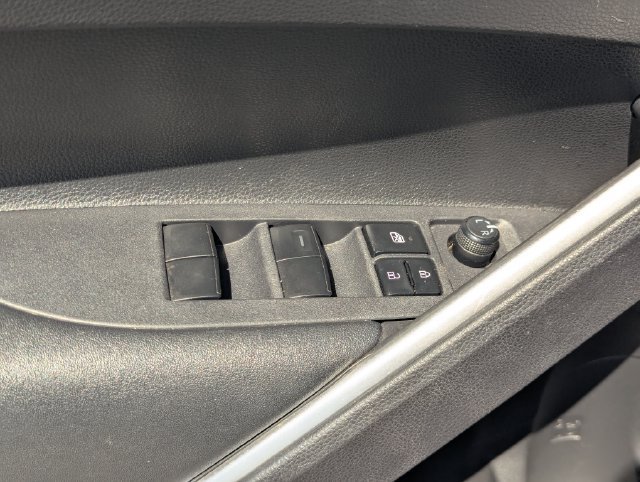 Used 2024 Toyota Corolla Cross LE FWD image 20
