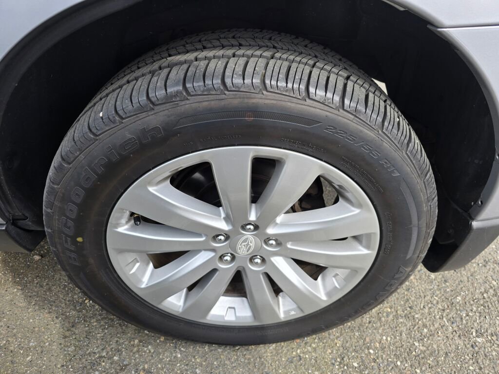 Used 2012 Subaru Forester 2.5X Premium w/ All-Weather Pkg AWD/4WD image 5