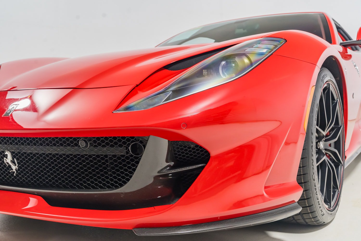 Used 2018 Ferrari 812 Superfast RWD image 41
