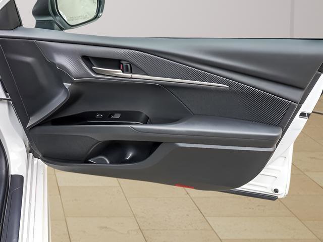 Certified 2025 Toyota Camry SE image 24