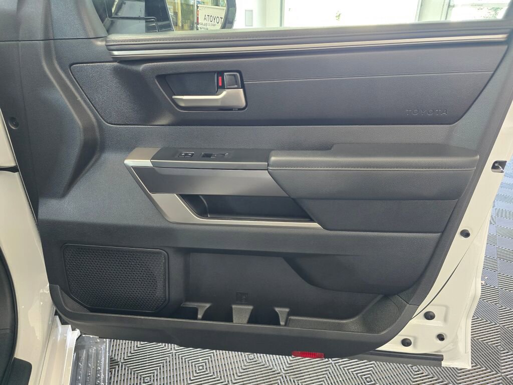 Certified 2026 Toyota Sequoia SR5 AWD/4WD image 44