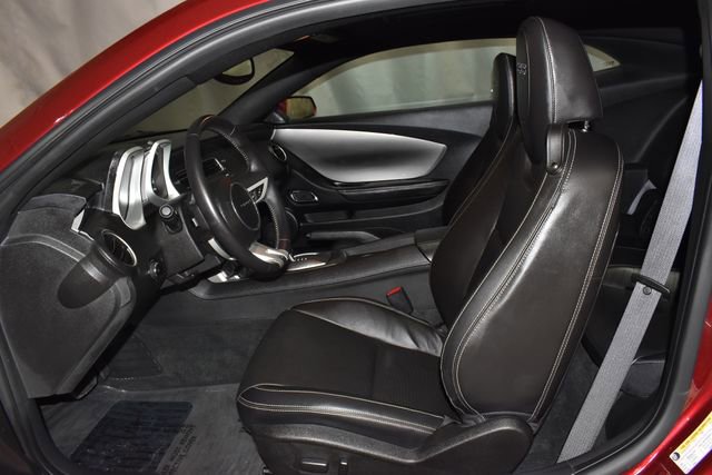 Used 2010 Chevrolet Camaro SS w/ RS Package RWD image 12