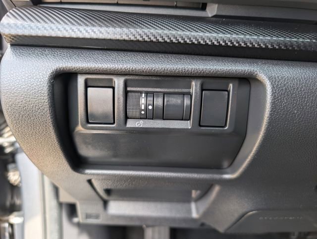 Used 2024 Subaru Crosstrek 2.0i image 29