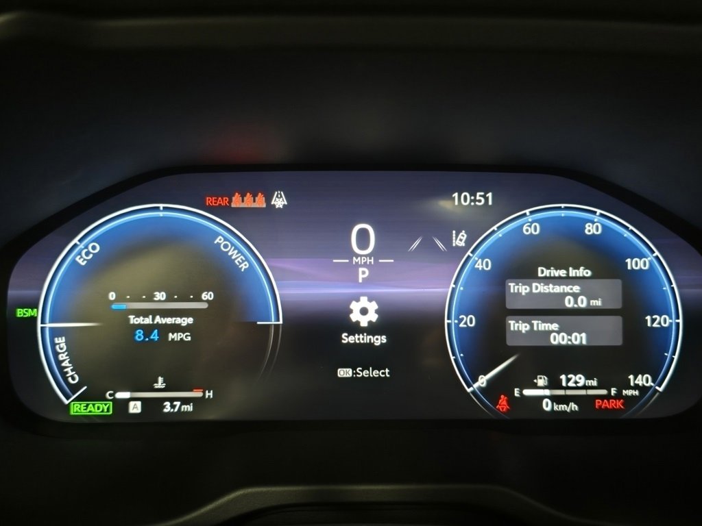 New 2025 Toyota RAV4 Limited image 30