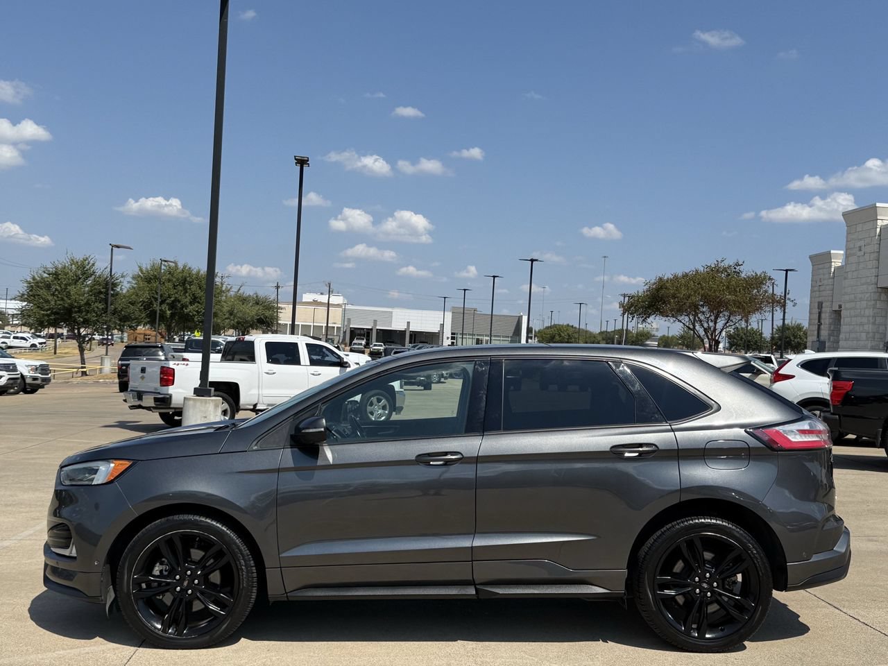 Used 2020 Ford Edge ST w/ Equipment Group 401A AWD/4WD image 3