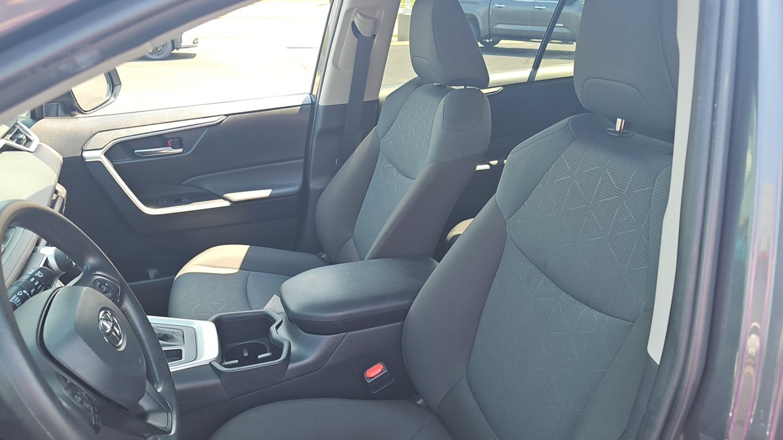 Certified 2025 Toyota RAV4 XLE AWD/4WD image 25