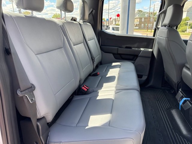 New 2026 Ford F250 XL image 32