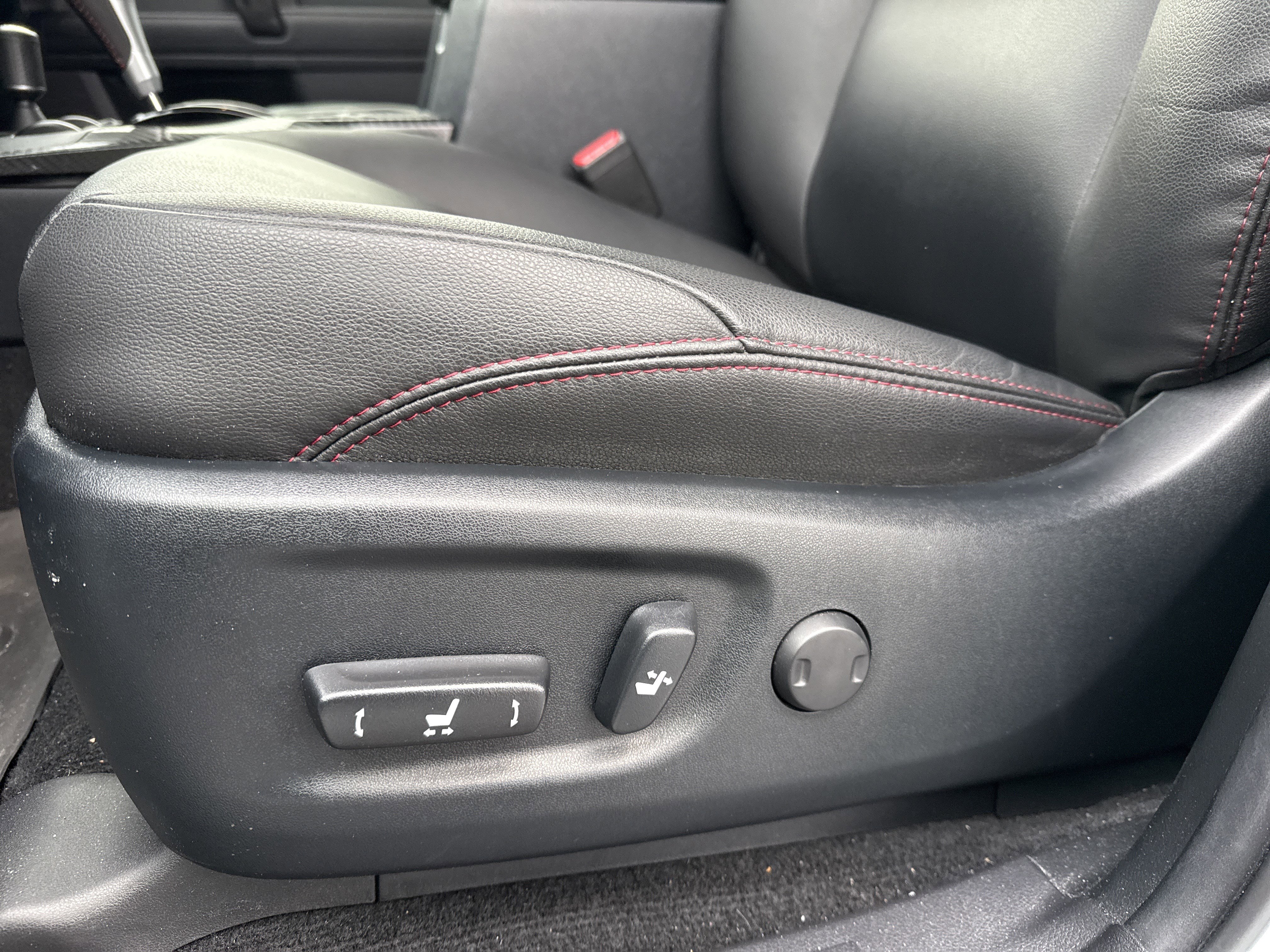 Used 2024 Toyota 4Runner TRD Off-Road Premium image 20