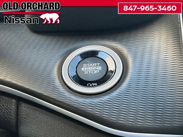 Used 2023 Jeep Grand Cherokee Altitude AWD/4WD image 19