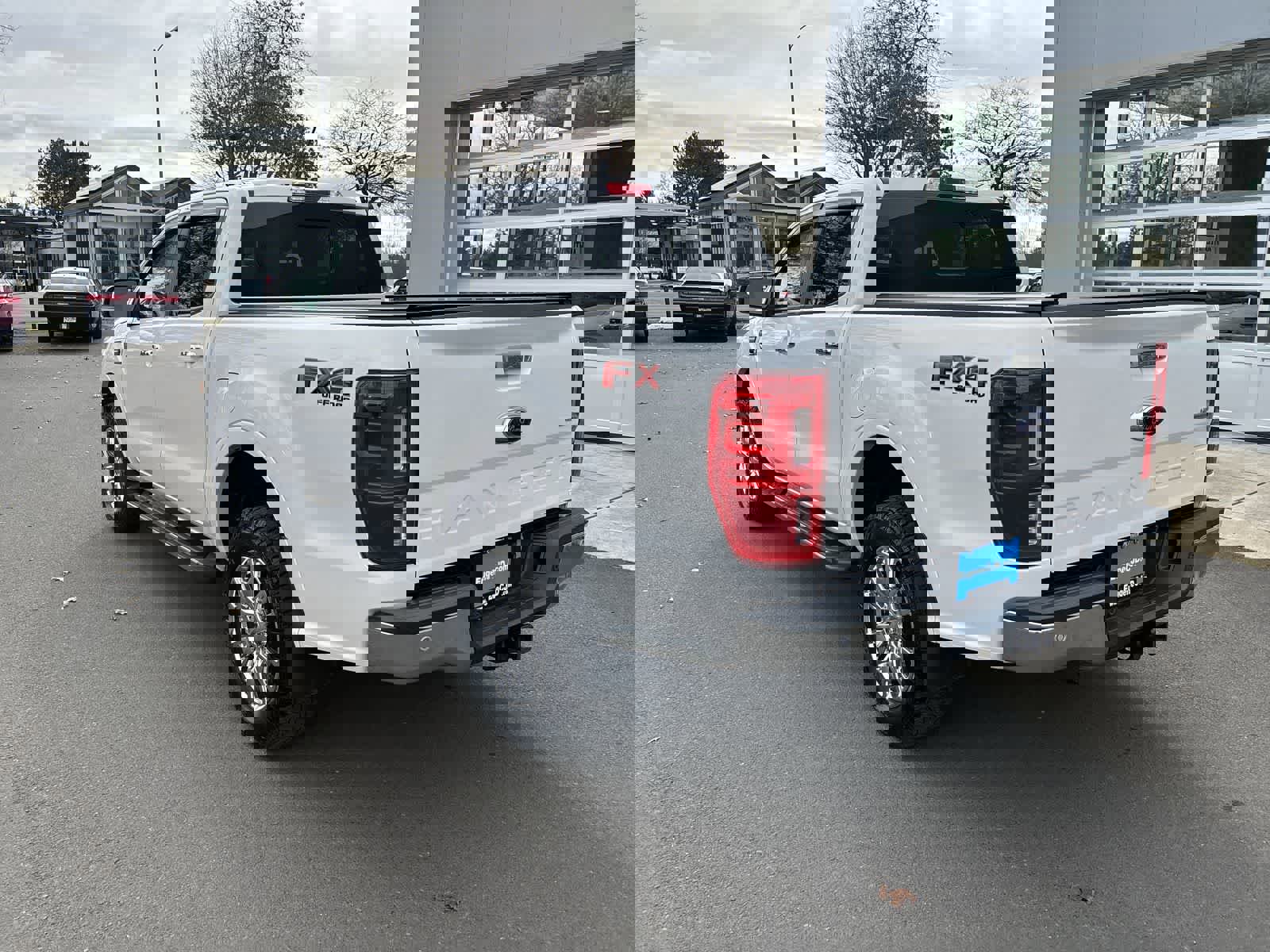 Used 2019 Ford Ranger Lariat w/ Equipment Group 501A Mid image 3