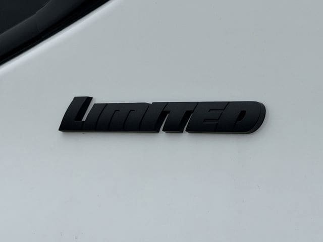 New 2026 Toyota Tundra Limited AWD/4WD image 9