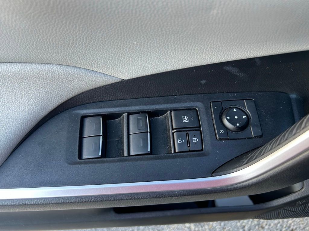 Certified 2023 Toyota RAV4 XLE FWD image 17