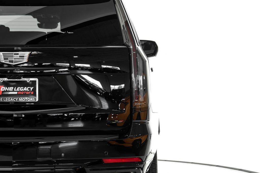 Used 2026 Cadillac Escalade V w/ LPO, ONYX Package AWD/4WD image 62