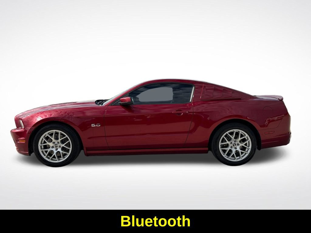 Used 2014 Ford Mustang GT Premium w/ Comfort Package RWD image 2