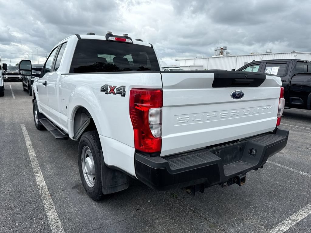 Used 2022 Ford F250 XL w/ Power Equipment Group AWD/4WD image 3