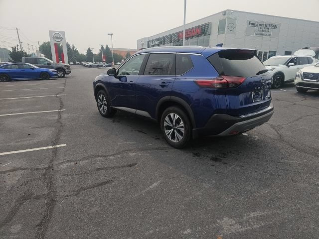 Certified 2023 Nissan Rogue SV w/ SV Premium B Package AWD/4WD image 5