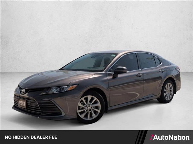 Used 2022 Toyota Camry LE FWD image 1