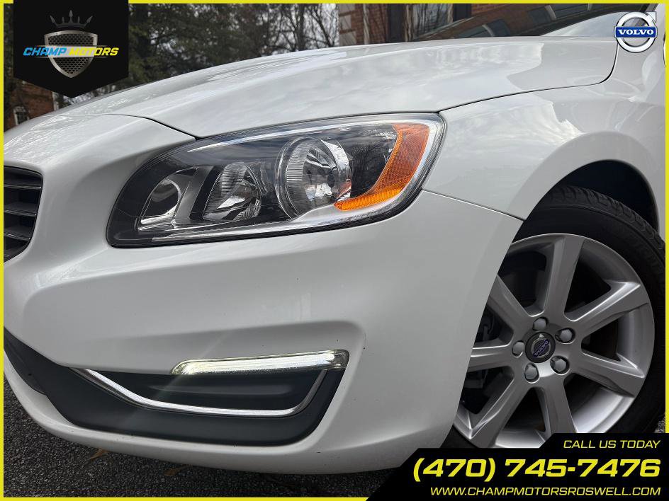 Used 2016 Volvo V60 T5 Premier image 2