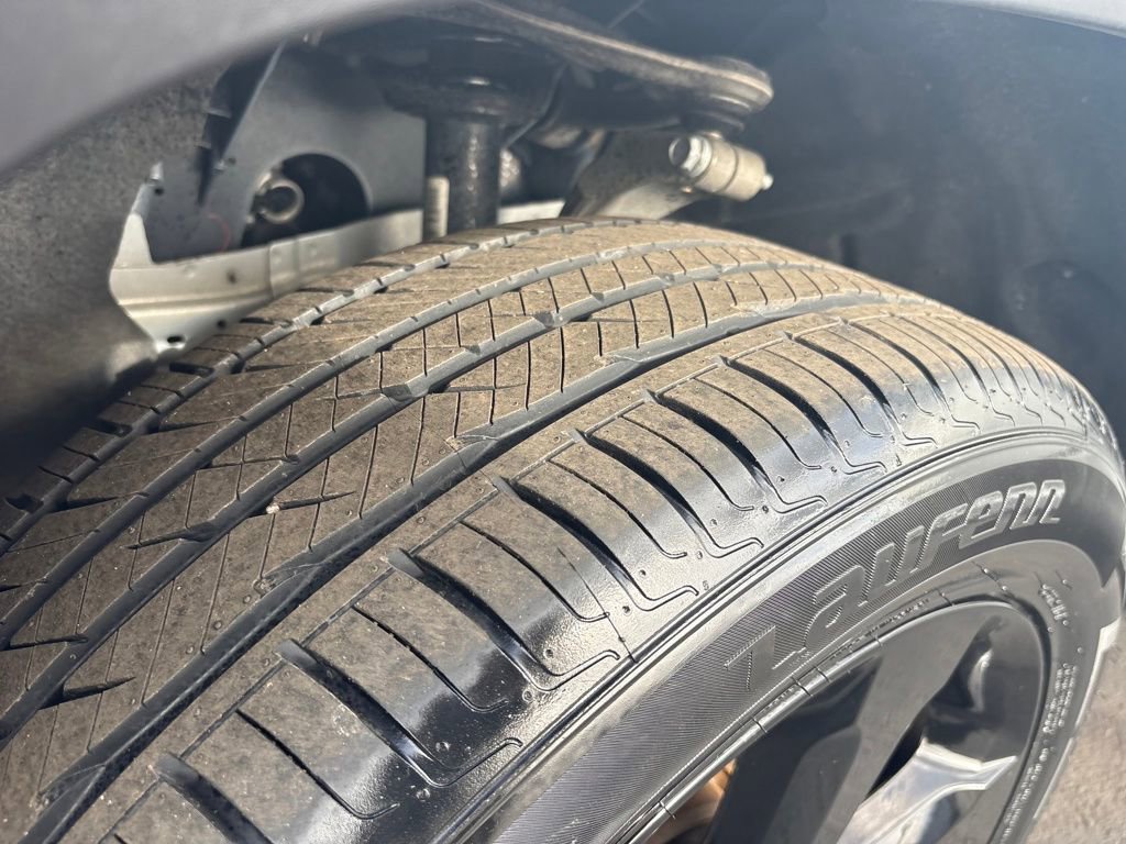 Certified 2023 Jeep Grand Cherokee Limited w/ Black Appearance Package image 28