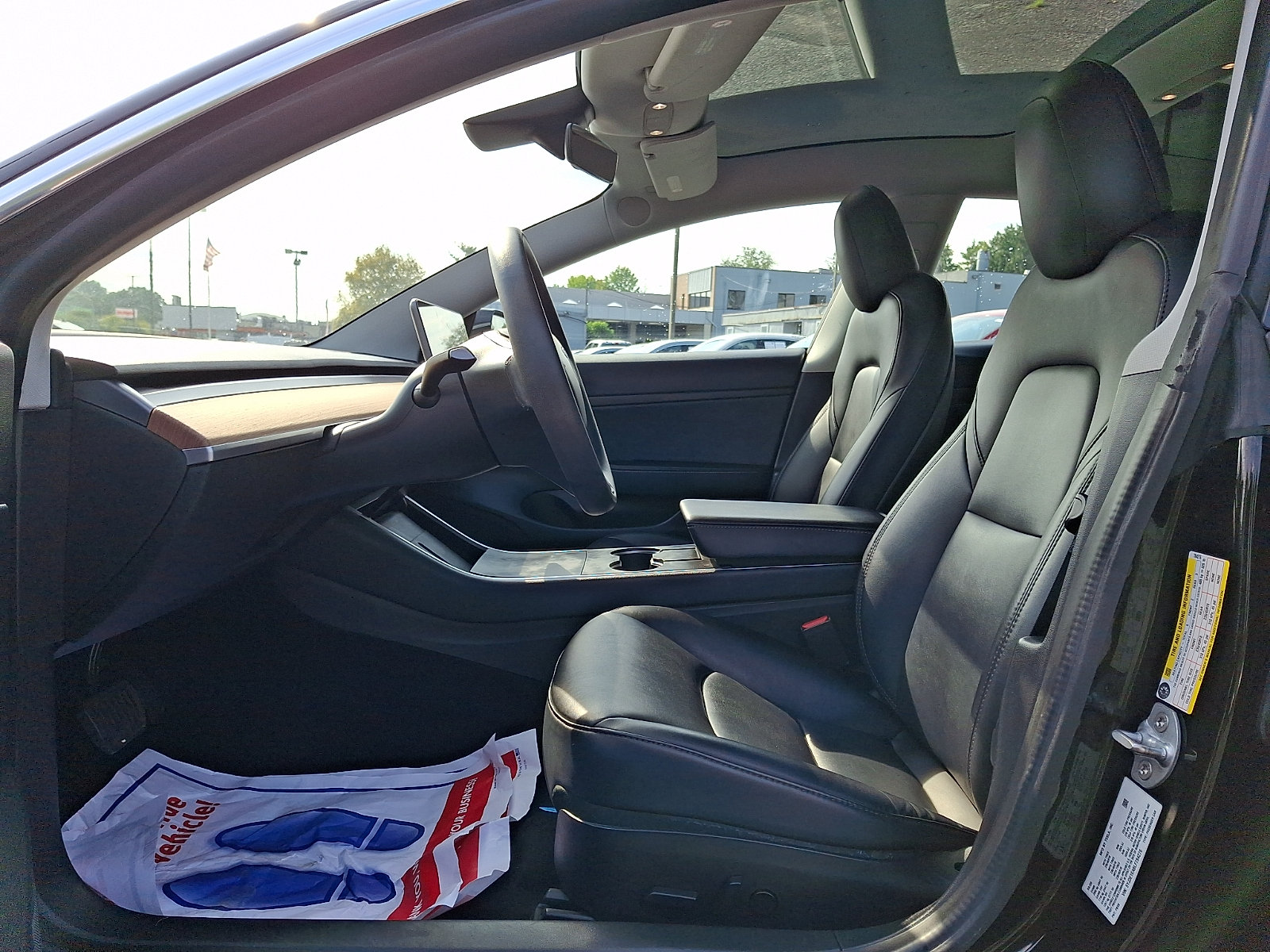 Used 2020 Tesla Model 3 Standard Range Plus RWD image 14