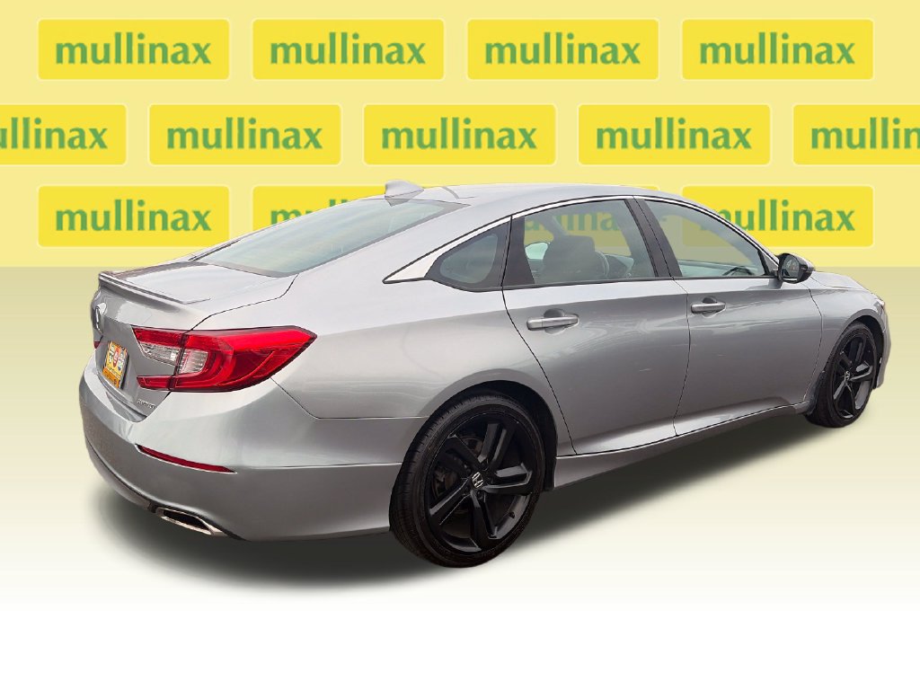 Used 2018 Honda Accord Sport image 3