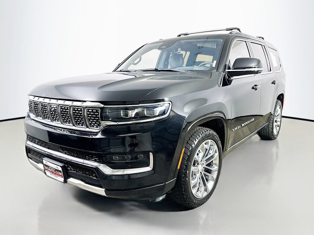 Used 2022 Jeep Grand Wagoneer Series II w/ Premium Group II AWD/4WD video 3