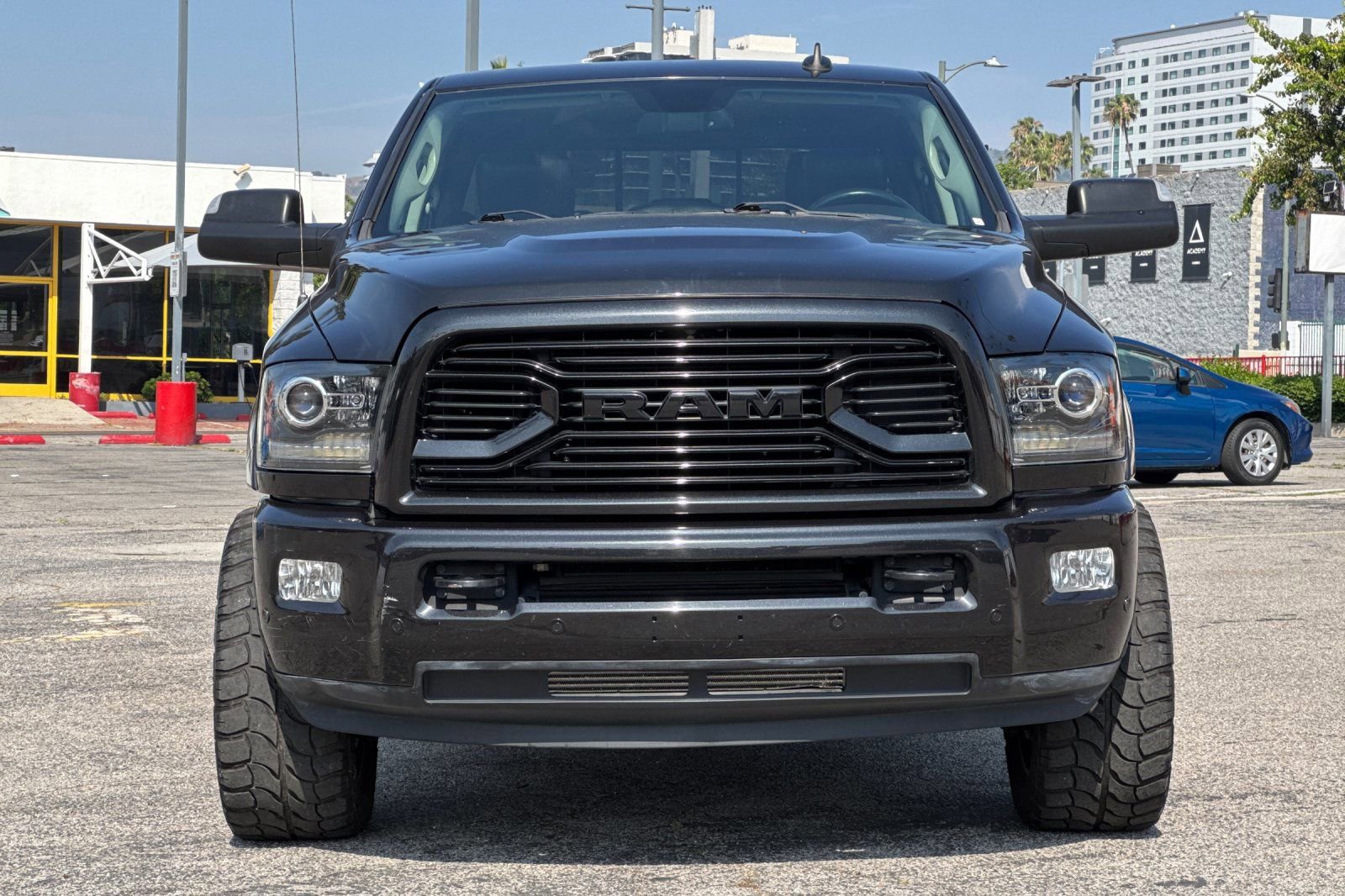 Used 2018 RAM 2500 Laramie w/ Sport Appearance Group AWD/4WD image 9