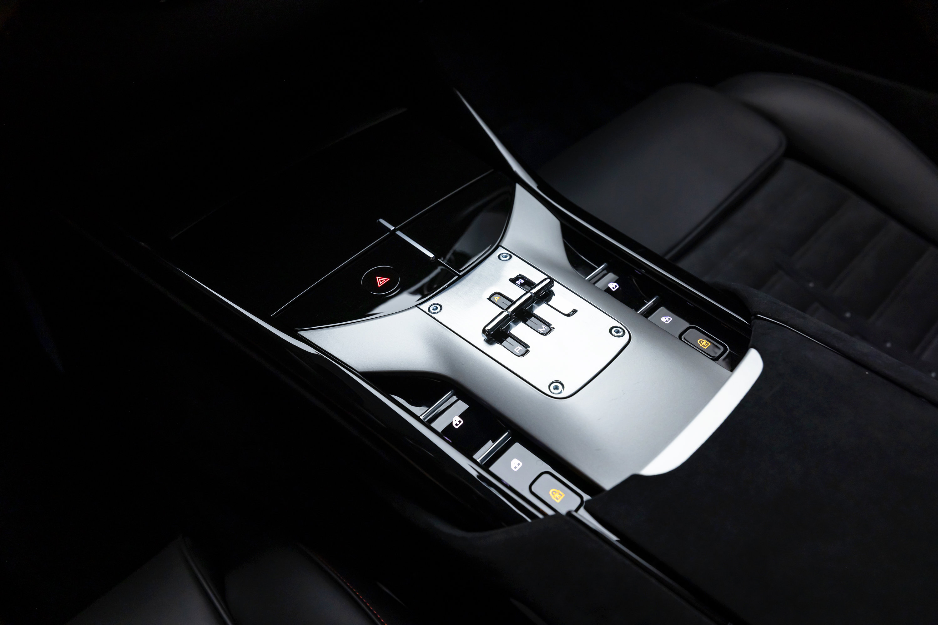 Certified 2026 Ferrari Purosangue AWD/4WD image 70