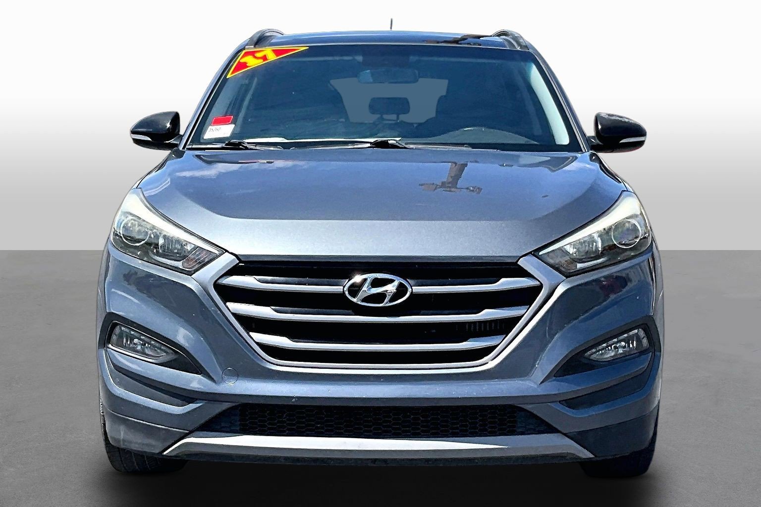 Used 2017 Hyundai Tucson Night FWD image 3