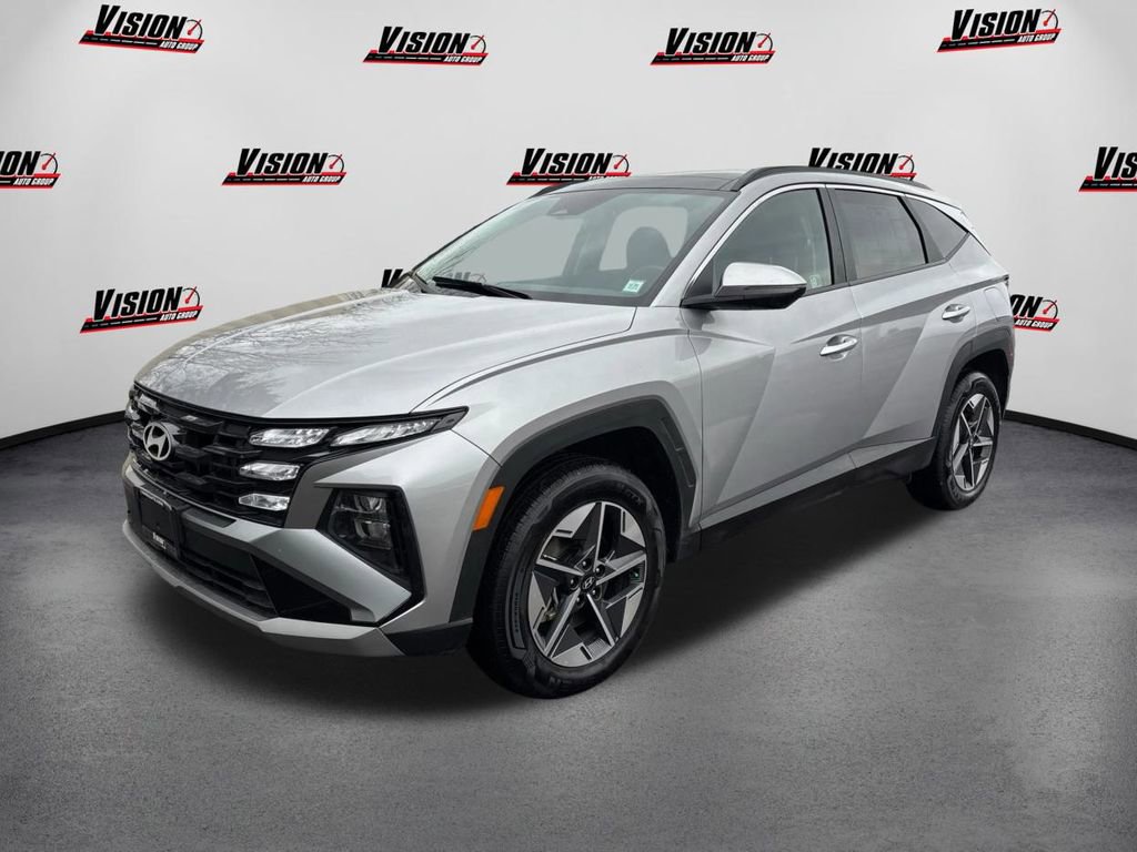 Certified 2025 Hyundai Tucson SEL image 1