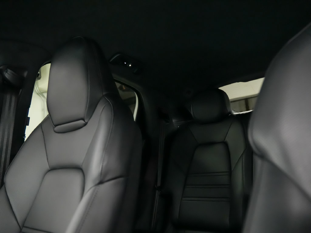 Certified 2026 Porsche Cayenne Turbo GT AWD/4WD image 34