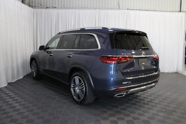 New 2026 Mercedes-Benz GLS 450 4MATIC image 4
